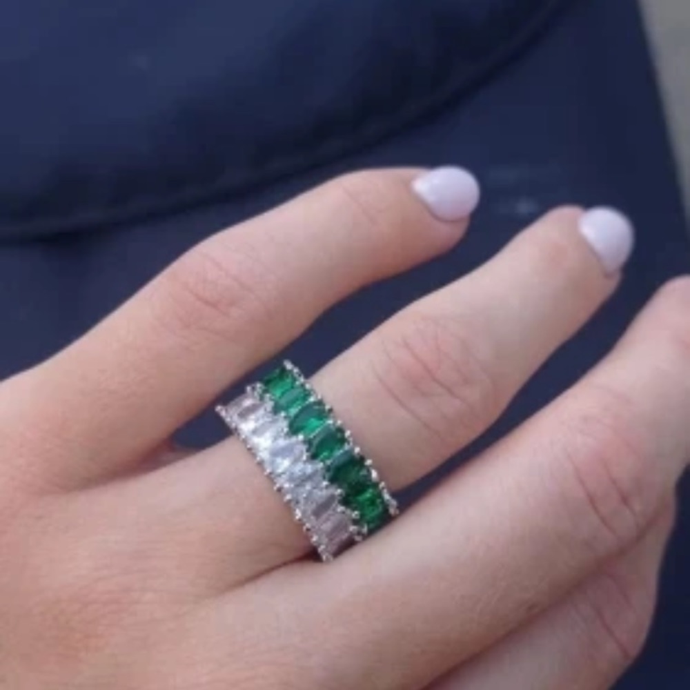 Swarovski Elements With Emerald Crystals Ring Siz… - image 3